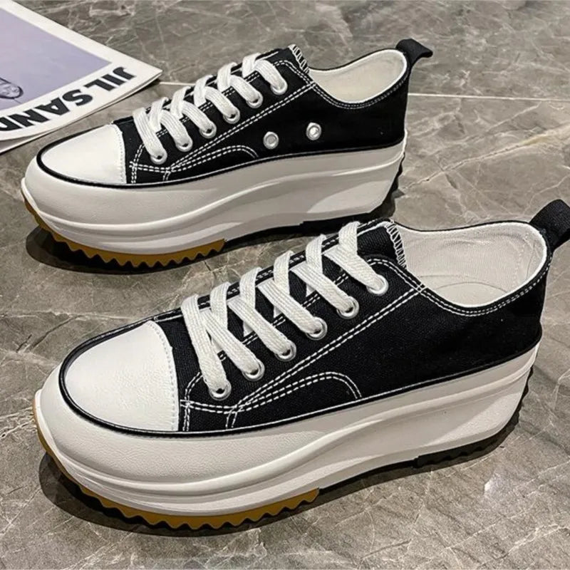 Mystique & Co™ Comfy Clara Sneakers