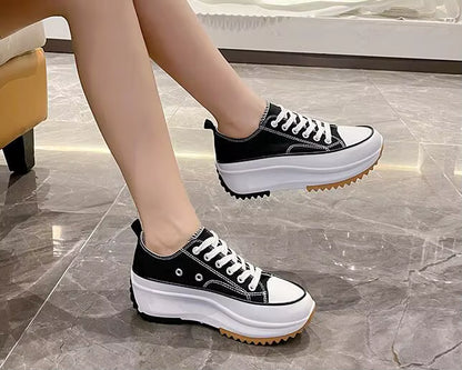 Mystique & Co™ Comfy Clara Sneakers