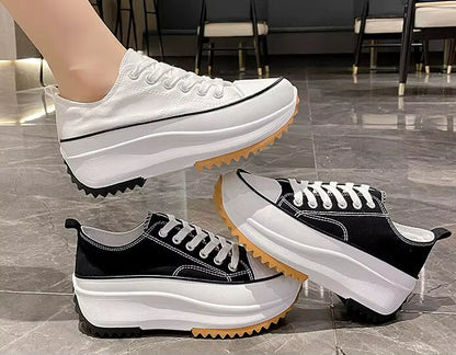 Mystique & Co™ Comfy Clara Sneakers